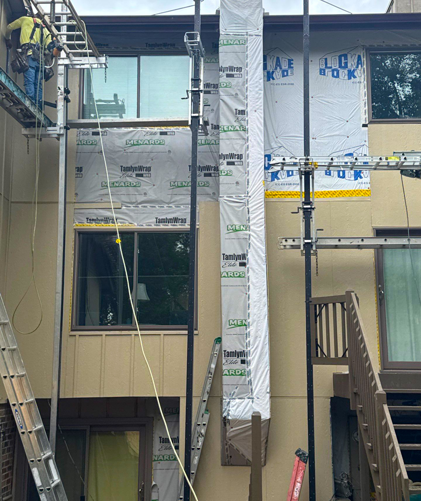 Siding2.jpg